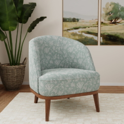 D4819 Briar Breeze
